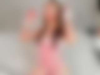 Live cam show with NaomiAsian - Brown Eyes Asian on Camiplay Live