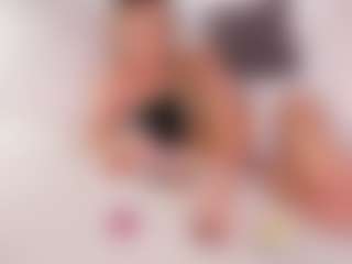 Live cam show with PhilippaFugler - Blonde Hair on SquirtSoMuch