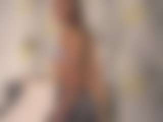Live cam show with WhitneyFairleigh - Moaning on Camsoda