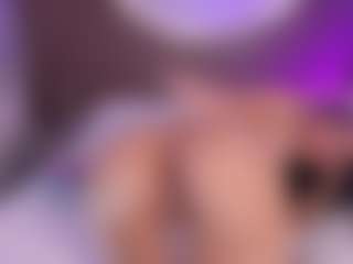 Live cam show with AdharaCruzz - Facial Piercings on UwU Esports