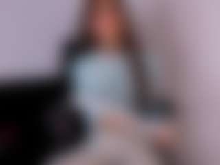 Live cam show with AdharaCruzz - Upskirt on Fling VIP Chat
