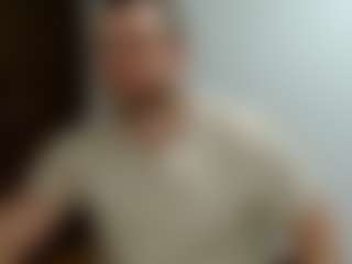 B-L-O-N-D's Live Sex Cam Show