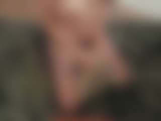 Live cam show with Lexi - HD MILF on AdultVida.com