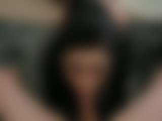 Live cam show with Lexi - Strip MILF on instabang