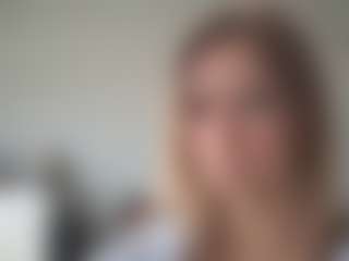 Live cam show with MillieDesire - Blonde Hair on CSO-WL
