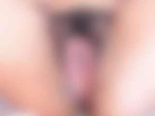 Live cam show with Sara-Collinnss - Young Adult on CamClone