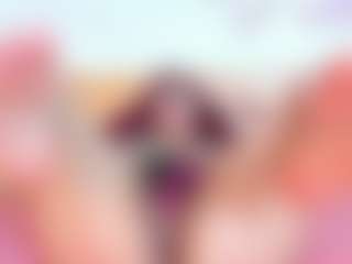 Live cam show with Sara-Collinnss - Athletic on AdultVida.com