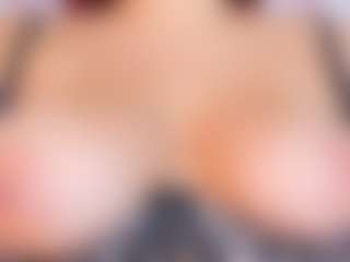 Live cam show with Sara-Collinnss - Red Hair Teen (18+) on CamClone