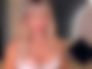 Live cam show with IsabelBornner - Body Massage on liverealitysex.com