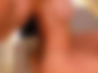 Live cam show with IsabelBornner - Fingering on Uber Horny
