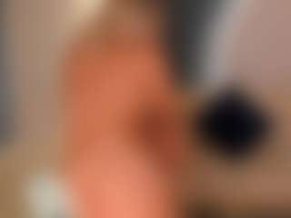 Live cam show with IsabelBornner - Body Massage on Streamer API