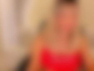 Live cam show with IsabelBornner - Body Massage on livesuperchat.net