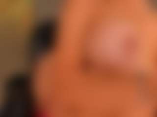 Live cam show with IsabelBornner - Body Massage on PervPlay.com