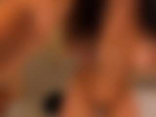 Live cam show with IsabelBornner - Body Massage on livesuperchat.net