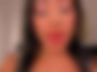IsabelBornner's Live Sex Cam Show