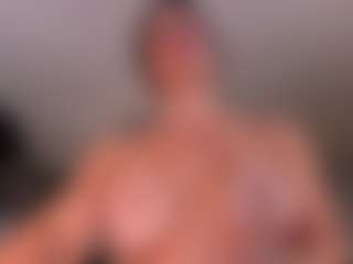 IsabelBornner's Live Sex Cam Show
