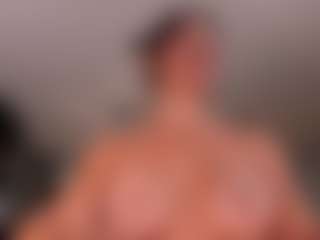IsabelBornner's Live Sex Cam Show