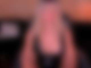 Live cam show with IsabelBornner - Body Massage on Camsoda