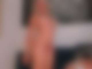 Live cam show with IsabelBornner - Body Massage on Gym Cam Girls