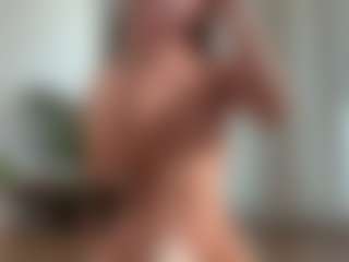 Scarlett's Live Sex Cam Show