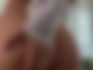 Live cam show with Scarlett - Brown Eyes Asian on sexylive.show