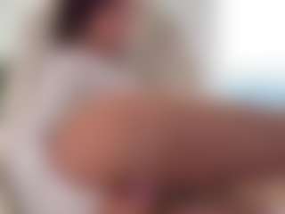 Live cam show with Scarlett - Strip Asian on Camsoda