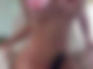 Scarlett's Live Sex Cam Show