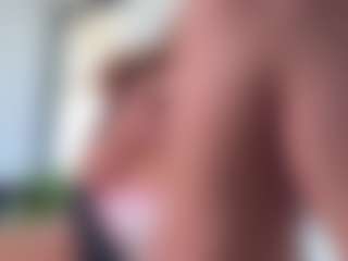 Scarlett's Live Sex Cam Show