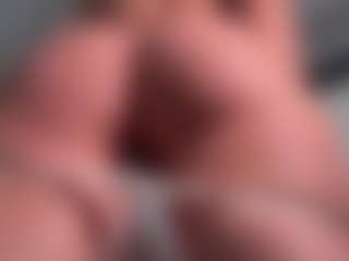Live cam show with Scarlett - Trimmed Asian on EXY
