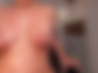 Sophie Lanne's Live Sex Cam Show