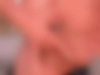 Live cam show with Sophie Lanne - Brown Eyes on galaxygirlnitro.com