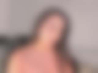 Live cam show with Sophie Lanne - Average on Pornisteam.com