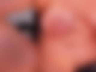 Live cam show with Sophie Lanne - Average on Camsoda