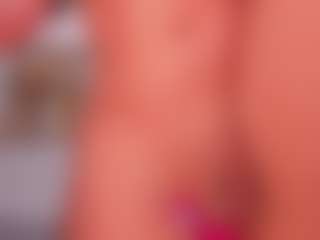 Live cam show with Sophie Lanne - Body Massage on Camsoda