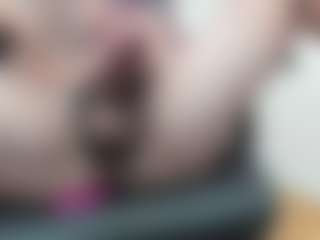 Russian-Bear-Hunk's Live Sex Cam Show