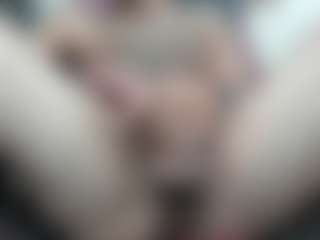 Live cam show with Russian-Bear-Hunk - Brown Eyes on Latina Girls