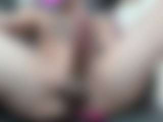Live cam show with Russian-Bear-Hunk - Brown Eyes on 1on1-livenow