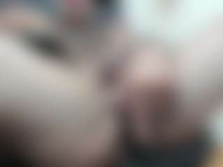 Live cam show with Russian-Bear-Hunk - Average on Camsoda