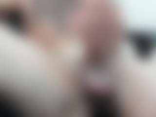 Live cam show with Russian-Bear-Hunk - Average on Soda Cam