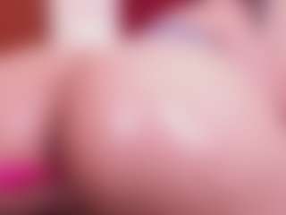 Live cam show with Ivanna-jackson - Bald on madthumbs