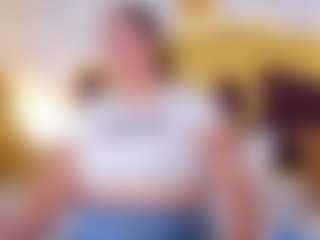 Live cam show with KendralHolson - Blonde Hair MILF on SquirtSoMuch