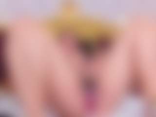 Live cam show with KendralHolson - Spank MILF on Gym Cam Girls