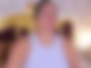 KendralHolson MILF webcam performer live streaming