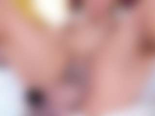La MILF KendralHolson en direct sur webcam