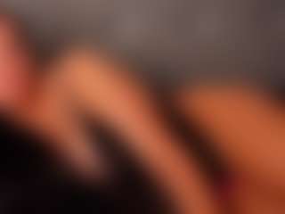 Live cam show with TanyaKross - Handjob on Hubzter Live