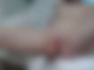 AnnaHotSquirt's Live Sex Cam Show