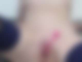 Live cam show with AnnaHotSquirt - Ass Bouncing on Camsoda
