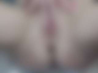 AnnaHotSquirt's Live Sex Cam Show