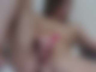 Live cam show with AnnaHotSquirt - Amateur on Camsoda