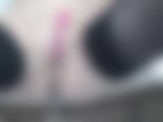 AnnaHotSquirt's Live Sex Cam Show